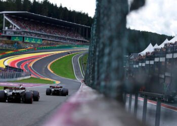 Mercedes analyzing whether update led to porpoising return