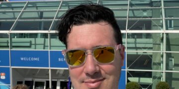 Red Bull SNUB Perez and Ricciardo as Marko drops driver hint and McLaren star RIPS UP contract – GPFans F1 Recap