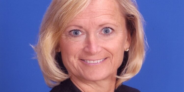 SBU’s First Female Swimmer Soon to Be Inducted into SB Athletics Hall of Fame