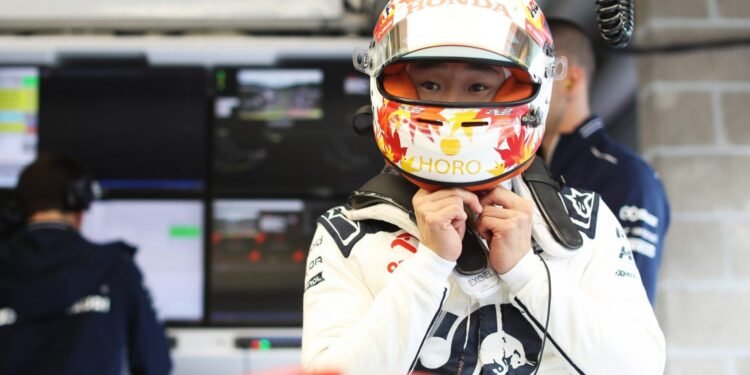 Tsunoda challenged by 'fast' Ricciardo but 'ready to fight'