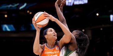 WNBA: Sliding Connecticut Sun need to regroup in time for playoffs
