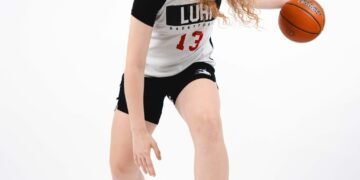 Meet Kateryna Koval: the Class of 2024 Star Pursuing Her Hoop Dreams