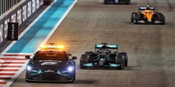 Mercedes watching Massa F1 title case 'with curiosity'