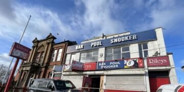 Prestwich: Cabaret bar plans for former snooker club move step forward