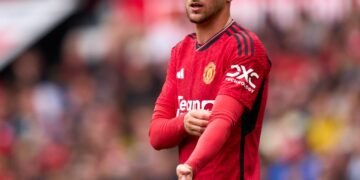 Pundit labels Mason Mount a “squad player” at Man United