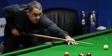 Shanghai Masters: Ronnie O’Sullivan beats Mark Selby to reach final
