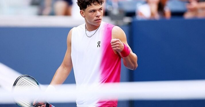 Shelton Throttles Karatsev To Reach First US Open Fourth Round