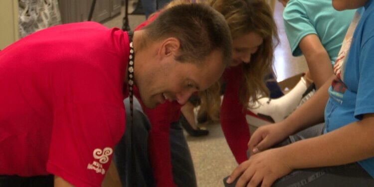 Billings nonprofit donates tennis shoes to Washington Elementary’s FIT club