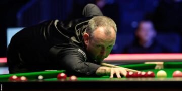 British Open: Mark Williams beats Mark Selby 10-7 to win title for a third time