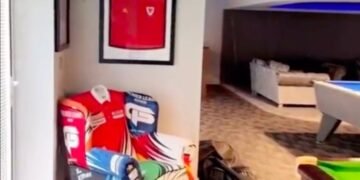 Gerwyn Price shows huge mancave with home cinema, snooker table and unique chair