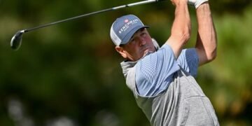 Harrison Frazar wins 1st Champions title; Steve Stricker clinches Cup