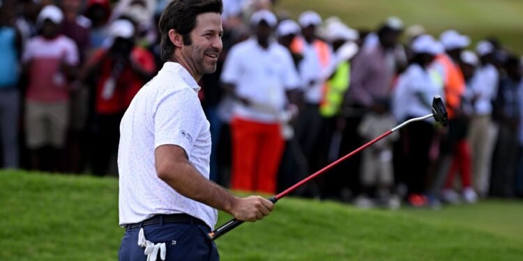 Jorge Campillo up by 1 shot near end of 3rd at Qatar Masters