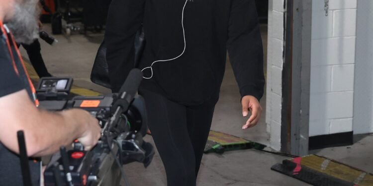 Key Moments from Game 3: Liberty Host Block Party, A’ja’s Black AF1s