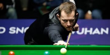 Mark Allen: World number three apologises for World Snooker criticism