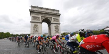 New plan to inject venture capital into pro cycling ‘necessary step’, says Vaughters