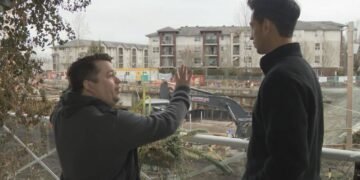 No injuries after bricks crumble from vacant building onto Vancouver sidewalk – BC