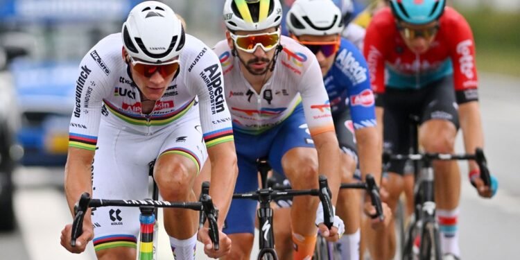 Vote for 2023 Men’s Cyclist of the Year!