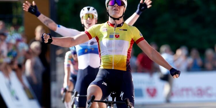Vote for the 2023 Women’s Cyclist of the Year!
