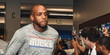 Adrian Griffin: I think Khris Middleton could become a great coach one day