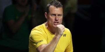 Alex de Minaur powers Aussies to final