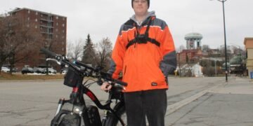 Cycling advocate pushing for year-round lane maintenance