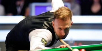 Judd Trump: 2011 champion cruises into UK quarter-finals with 6-0 win over Jamie Jones