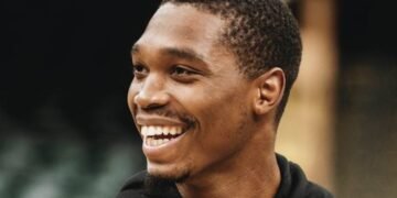 Lonnie Walker: I used to play too fast without analyzing the game