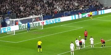 Man United fumble lead again as Copenhagen stunningly comeback