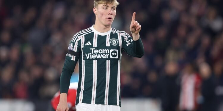 Manchester United news: Ferdinand on Hojlund struggles