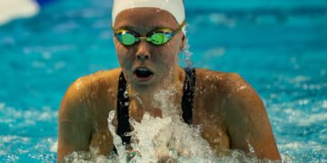 Quintin McCarty, Lucy Bell, Justina Kozan Under-the-Radar Swims