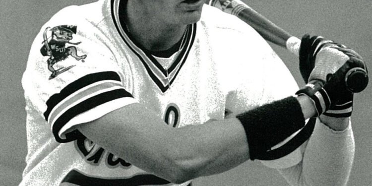 RH: Once A Basketball Player, Tilma Is All In On Golf