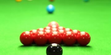 SNOOKER: Blinders maintain status quo as Mob close in