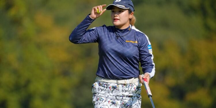 Shiho Kuwaki, Nasa Hataoka share 2-stroke lead in Japan