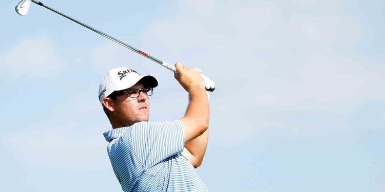 Thanks to miracle, Tour pro makes a cut. And emotionally avoids quitting