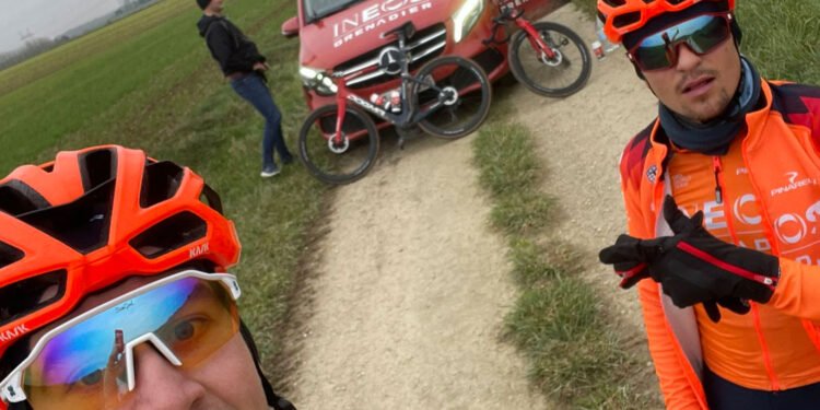 Tom Pidcock recons gravel stage of the 2024 Tour de France