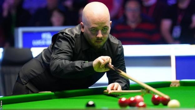 UK Championship 2023: Luca Brecel advances with win over Yuan Sijun