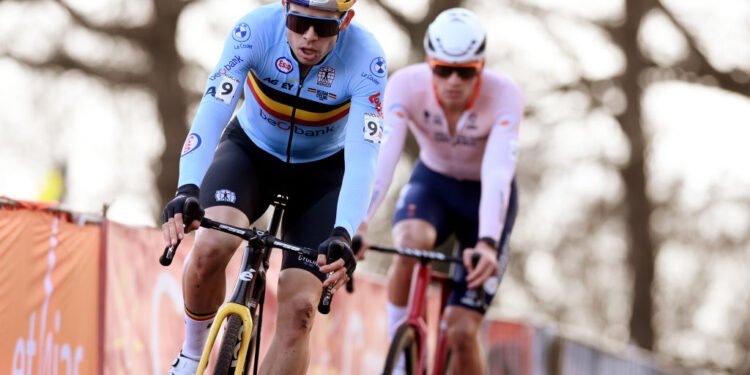 Van Aert and Van der Poel to clash six times during Christmas cyclocross period
