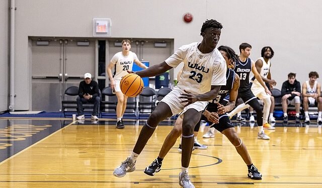 WWU men’s basketball notches season-opening win versus Daeman