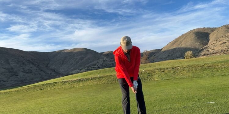 adidas Ultimate 365 Tour Frostguard Padded Hoodie Review