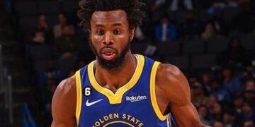 Andrew Wiggins likens bench role to being in doghouse