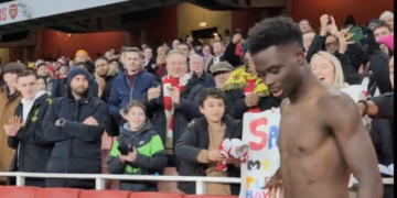 Arsenal star Bukayo Saka hailed for ‘beautiful’ moment where he made one young fan’s Christmas dream come true