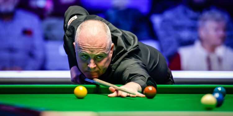 Higgins Battles To Stay In Hunt