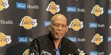 Kareem Abdul-Jabbar rushed to UCLA hospital with a broken hip