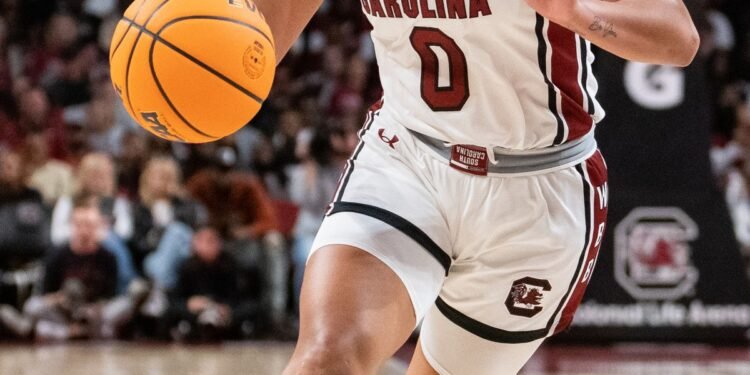 NCAAW: Te-Hina Paopao making big contributions early for South Carolina