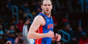 Pistons firm on retaining Bojan Bogdanovic amid trade speculation