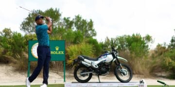 Watch Tiger Woods in Rd. 3