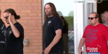 Alberta men charged with threatening to kill prime minister, other federal politicians