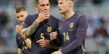 Jarrad Branthwaite drops hint about Everton future and Man Utd move