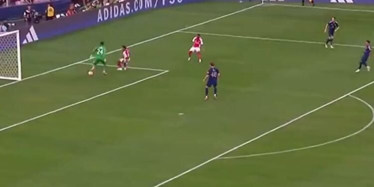 Man Utd fans ask ‘are you mad?’ as Andre Onana pulls off amazing skill to beat Arsenal player in his own box in 2-1 loss