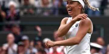 Swiatek Crashes Out Of Wimbledon